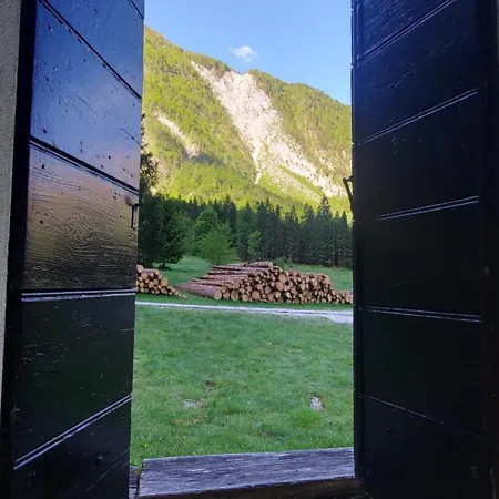 Dom Dr Klementa Juga V Lepeni * Soča