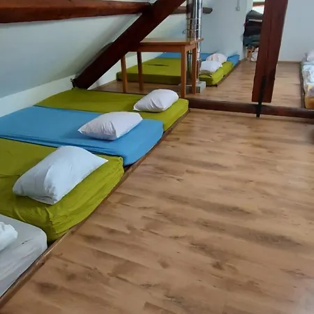 Dom Dr Klementa Juga V Lepeni Guest house Soca