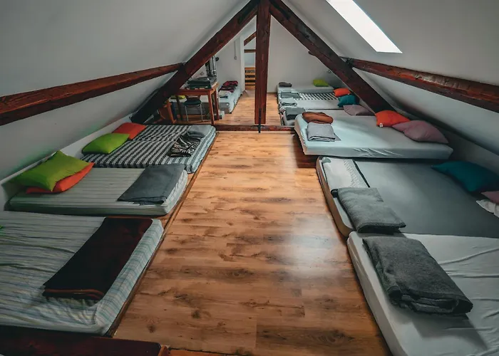 Dom Dr Klementa Juga V Lepeni * Soča