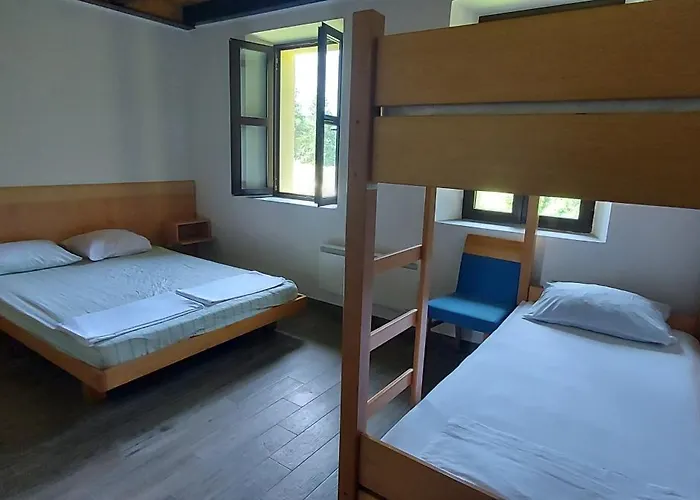 Vendégház Dom Dr Klementa Juga V Lepeni Soča