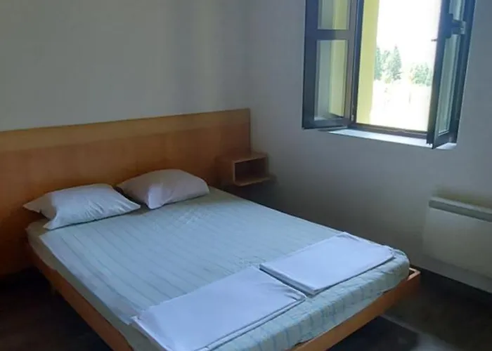 Dom Dr Klementa Juga V Lepeni Soča