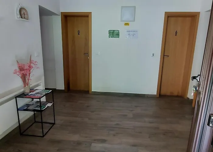 Dom Dr Klementa Juga V Lepeni Vendégház Soča